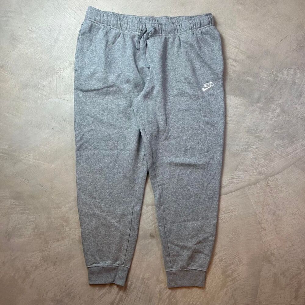 Nike Men's Grey Joggers-tracksuits